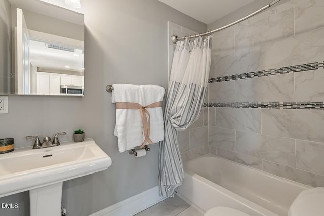 410 Bledsoe Avenue, Raleigh, NC 27601