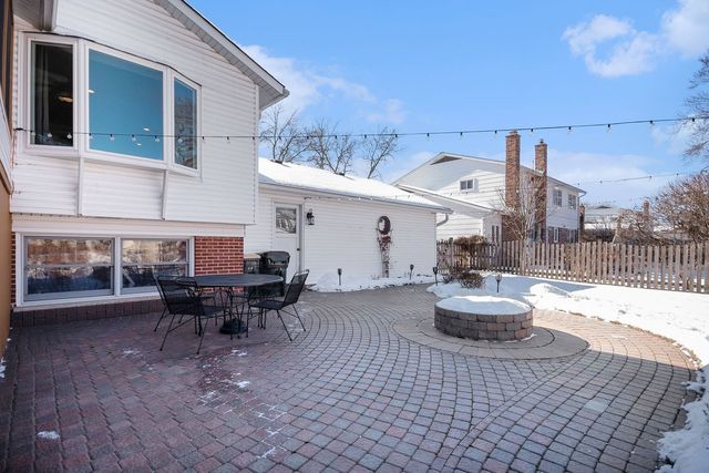 Address unavailable.