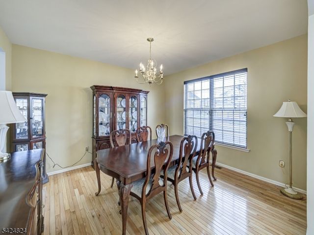 10 Jockey Ln, Raritan Twp., NJ 08822