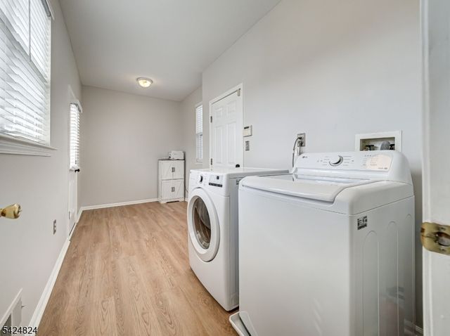 10 Jockey Ln, Raritan Twp., NJ 08822