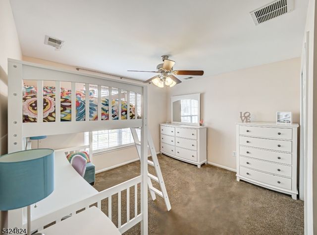 10 Jockey Ln, Raritan Twp., NJ 08822