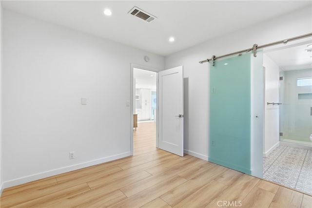 17546 Kittridge, Lake Balboa, CA 91406