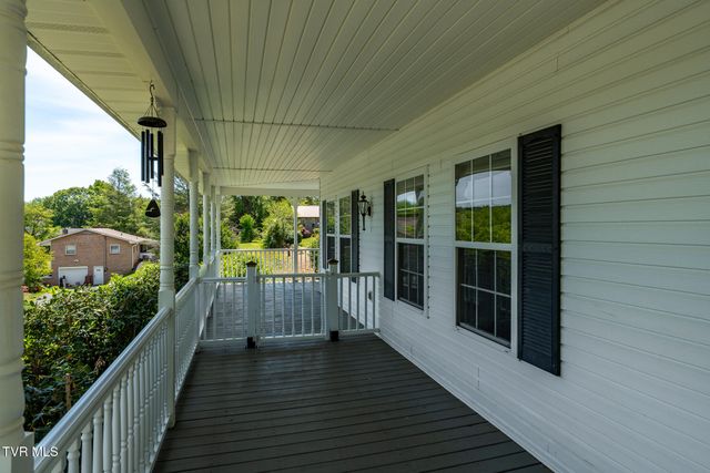 2 Gatewood Drive, Gray, TN 37615