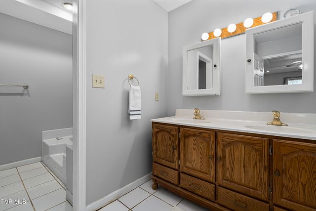 2 Gatewood Drive, Gray, TN 37615