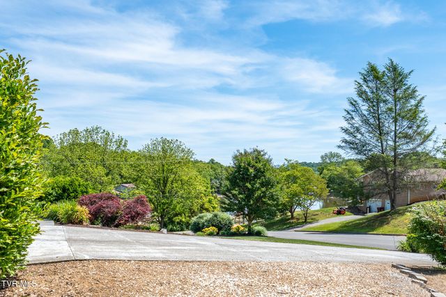 2 Gatewood Drive, Gray, TN 37615
