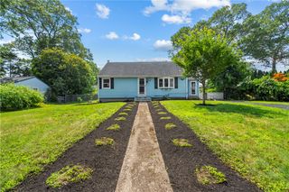 28 Alton Avenue, Cumberland, RI 02864