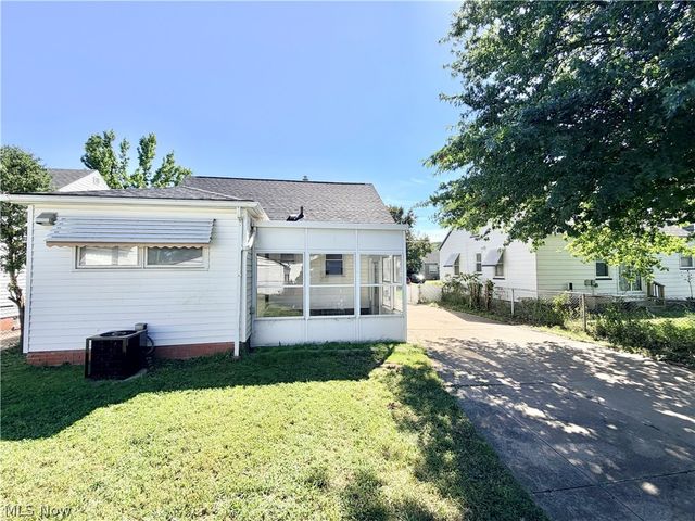 20751 Wilmore Avenue, Euclid, OH 44123