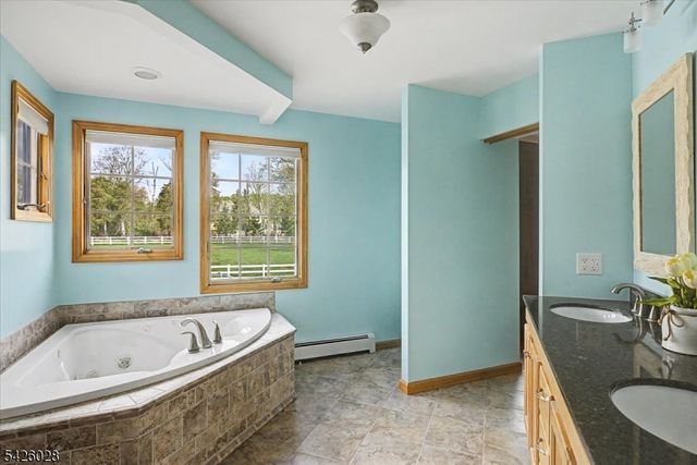 502 Woolf Rd, Alexandria Twp., NJ 08848