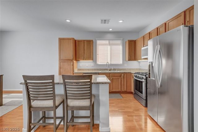 6897 Mahogany Meadows Avenue, Las Vegas, NV 89122