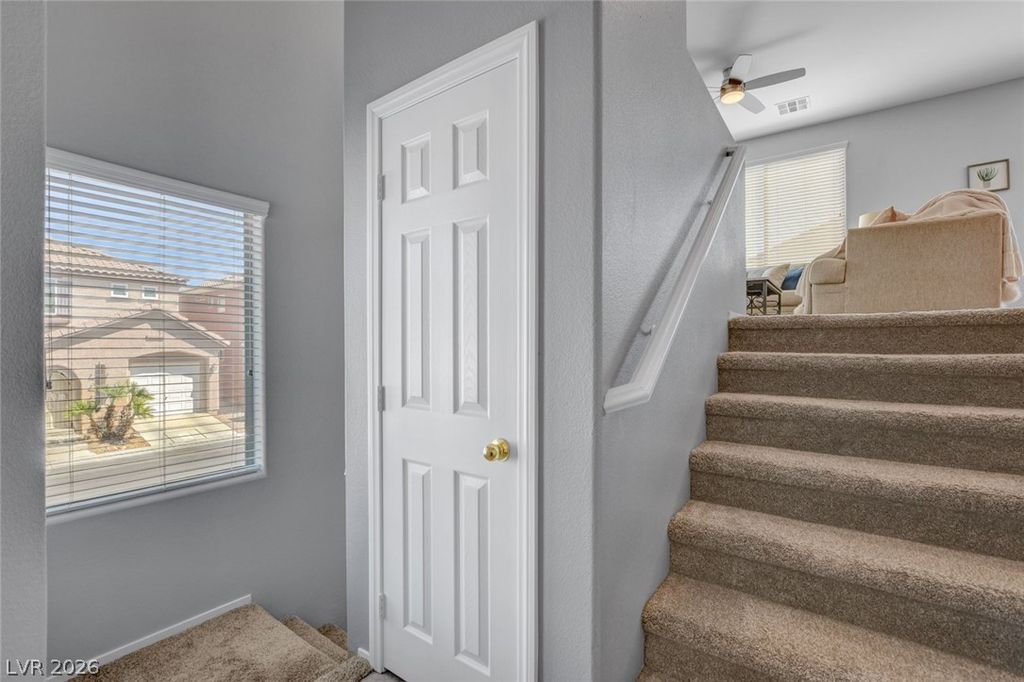 Image 5 of property listing at 6897 Mahogany Meadows Avenue, Las Vegas, NV 89122