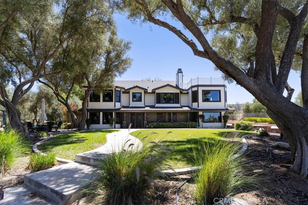 42683 Juniper Street, Murrieta, CA 92562