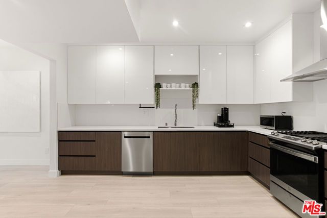 10630 Wilkins Avenue 203, West Los Angeles (los Angeles), CA 90024