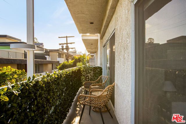 10630 Wilkins Avenue 203, West Los Angeles (los Angeles), CA 90024