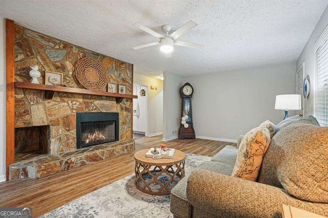 219 Oak Forest Drive, Canton, GA 30115
