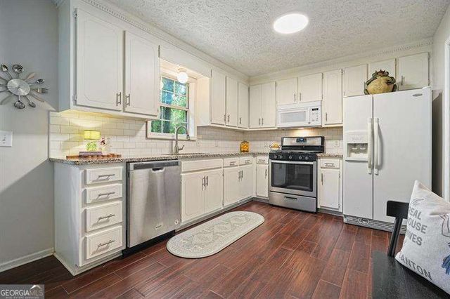 219 Oak Forest Drive, Canton, GA 30115