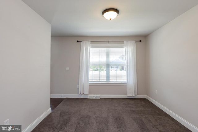 24 AMBER LN, Ephrata, PA 17522