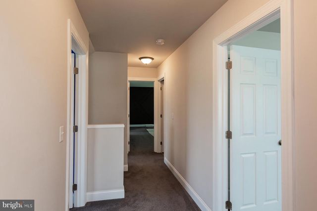 24 AMBER LN, Ephrata, PA 17522