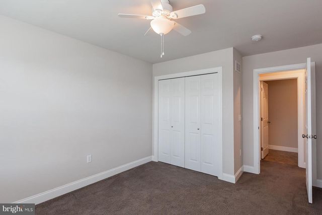 24 AMBER LN, Ephrata, PA 17522