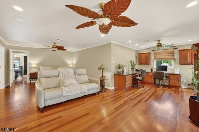 1 Lincoln Ave, Ogdensburg Boro, NJ 07439