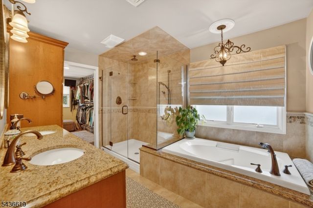 1 Lincoln Ave, Ogdensburg Boro, NJ 07439