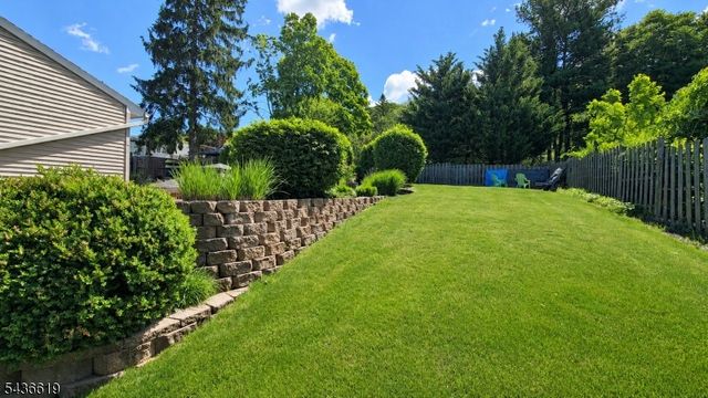 1 Lincoln Ave, Ogdensburg Boro, NJ 07439