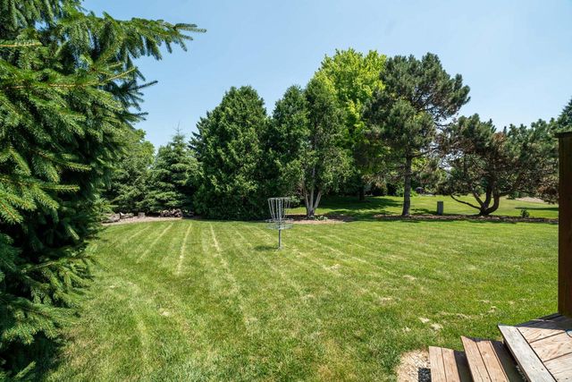 W142N10736 Wooded Hills DRIVE, Germantown, WI 53022