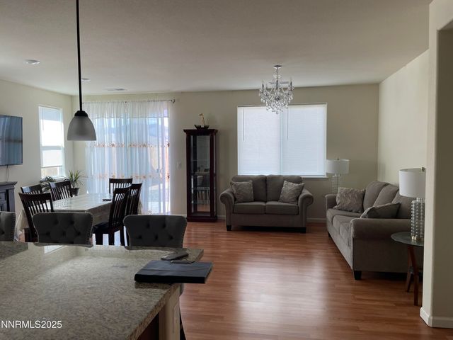 170 Reese Way, Dayton, NV 89403