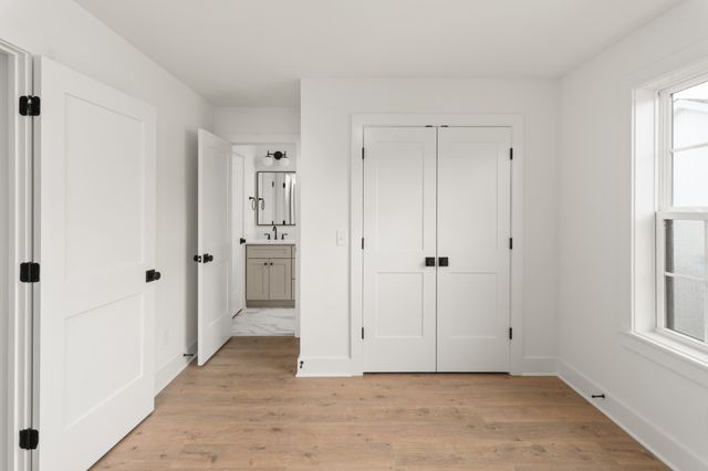 504 Edwin St Unit 40, Nashville, TN 37207