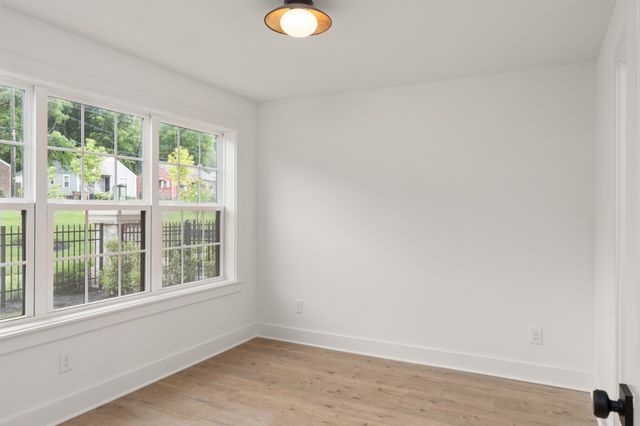 504 Edwin St Unit 40, Nashville, TN 37207