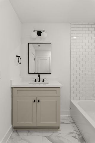 504 Edwin St Unit 40, Nashville, TN 37207