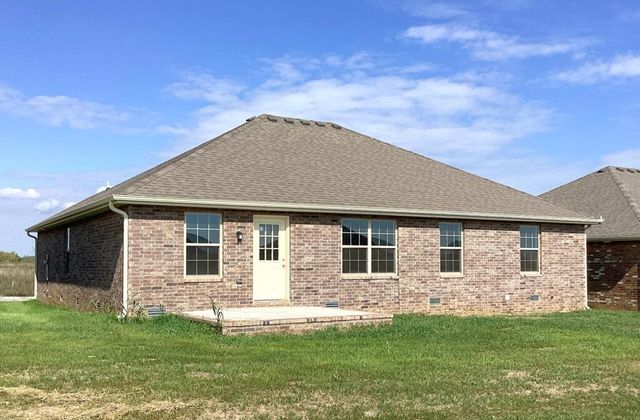 3780 W Riley Street, Bolivar, MO 65613
