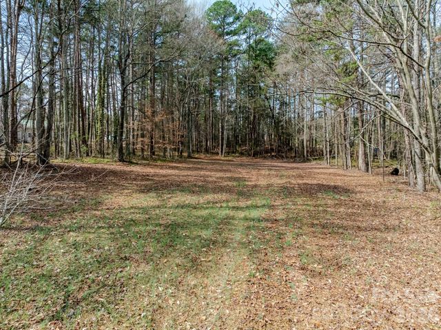 410 Geneva Drive, Rockwell, NC 28138