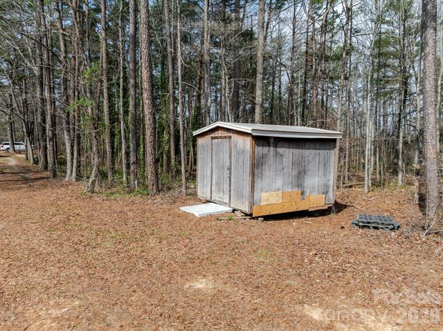 410 Geneva Drive, Rockwell, NC 28138