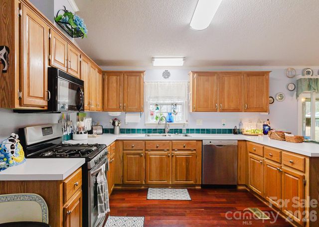 410 Geneva Drive, Rockwell, NC 28138