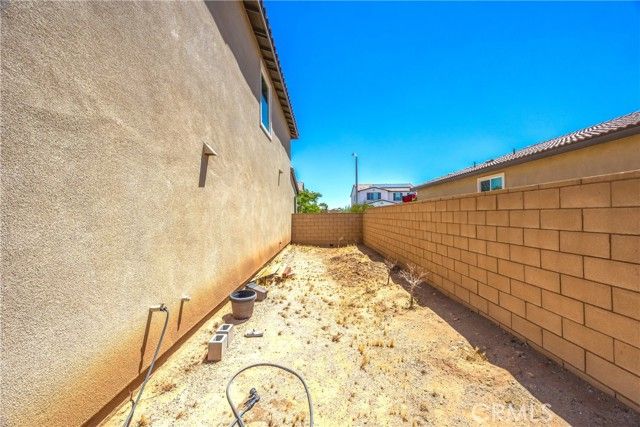 13546 Vox Lane, Victorville, CA 92392