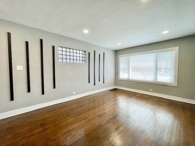 9302 S Eberhart Avenue, Chicago, IL 60619