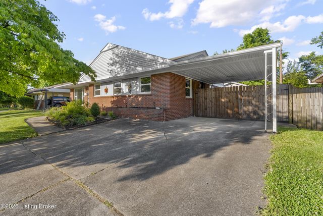 3722 Rouge Way, Louisville, KY 40218