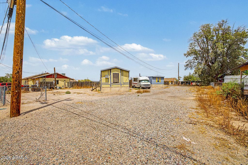 199 N PHOENIX Street 199, Florence, AZ 85132 — exterior