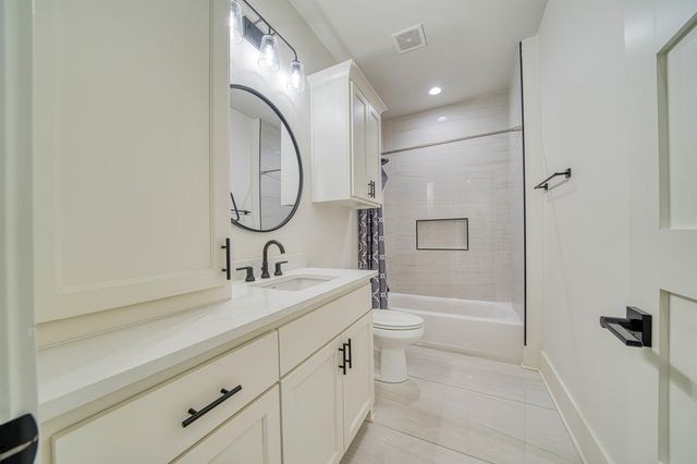 2904 Lismore, Longview, TX 75605