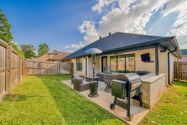 2904 Lismore, Longview, TX 75605