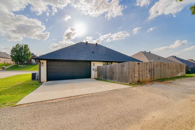 2904 Lismore, Longview, TX 75605