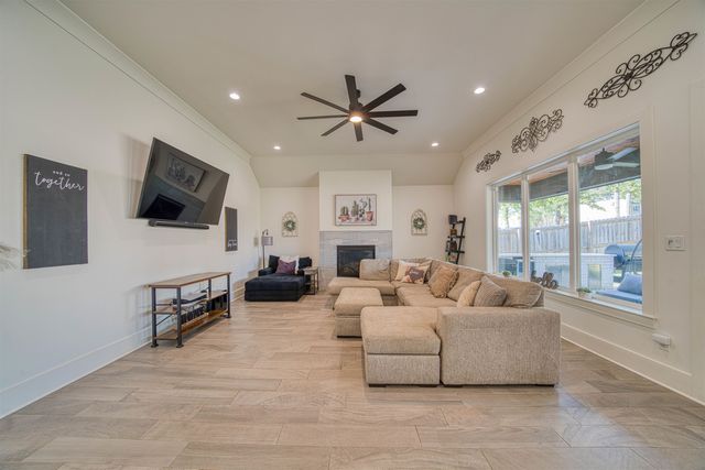 2904 Lismore, Longview, TX 75605