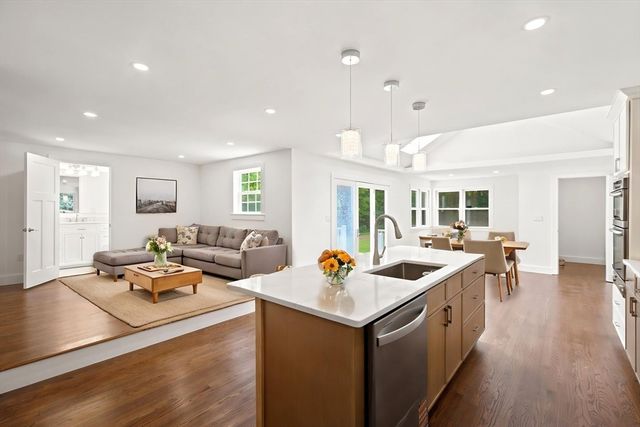 358 East St, Carlisle, MA 01741