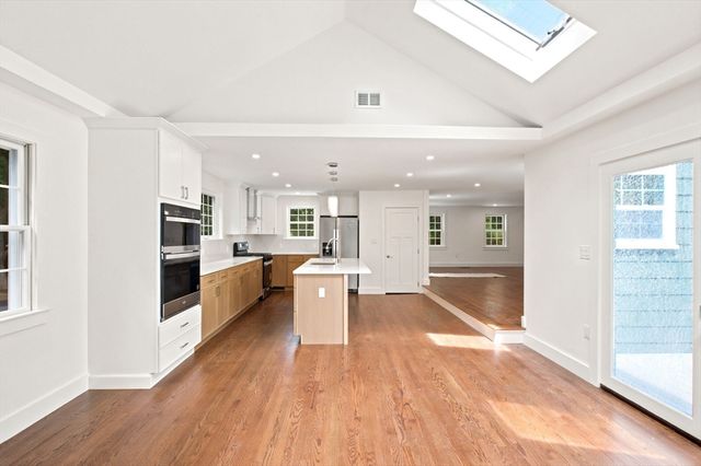358 East St, Carlisle, MA 01741