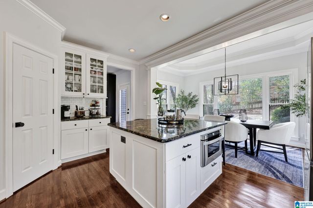 116 SOUTHVIEW LANE, Hoover, AL 35244