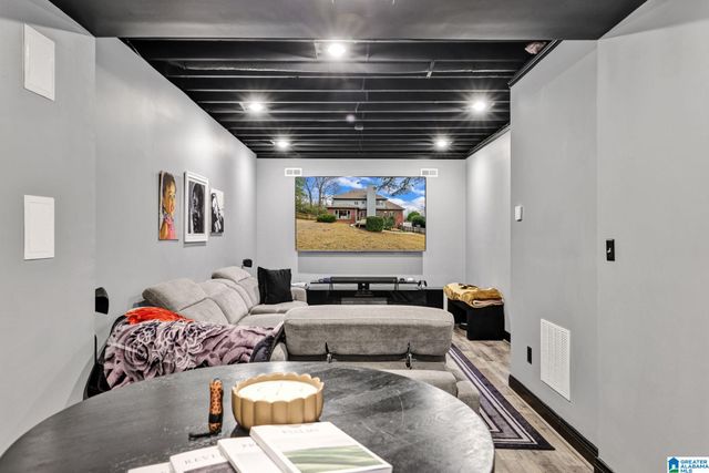 116 SOUTHVIEW LANE, Hoover, AL 35244