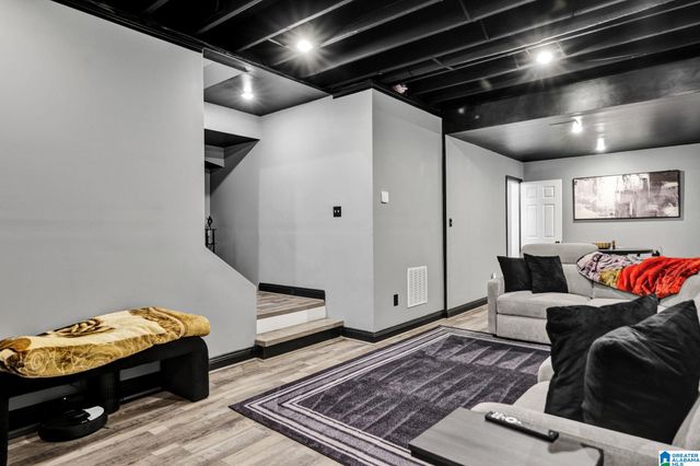 116 SOUTHVIEW LANE, Hoover, AL 35244