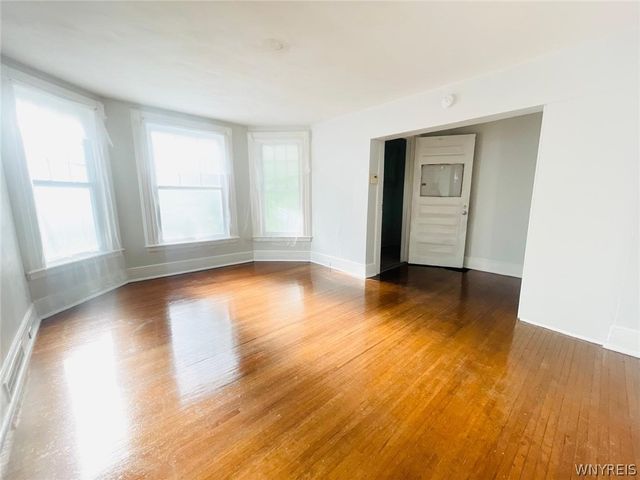 1129 West Avenue, Buffalo, NY 14213