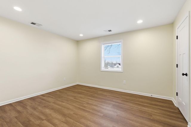 99 Orchard Street, Crab Orchard, KY 40419