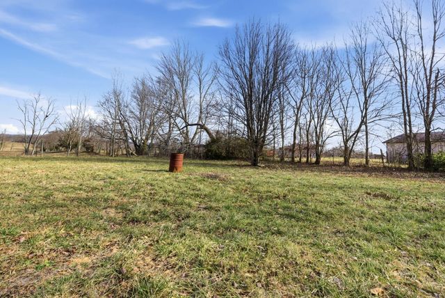 99 Orchard Street, Crab Orchard, KY 40419